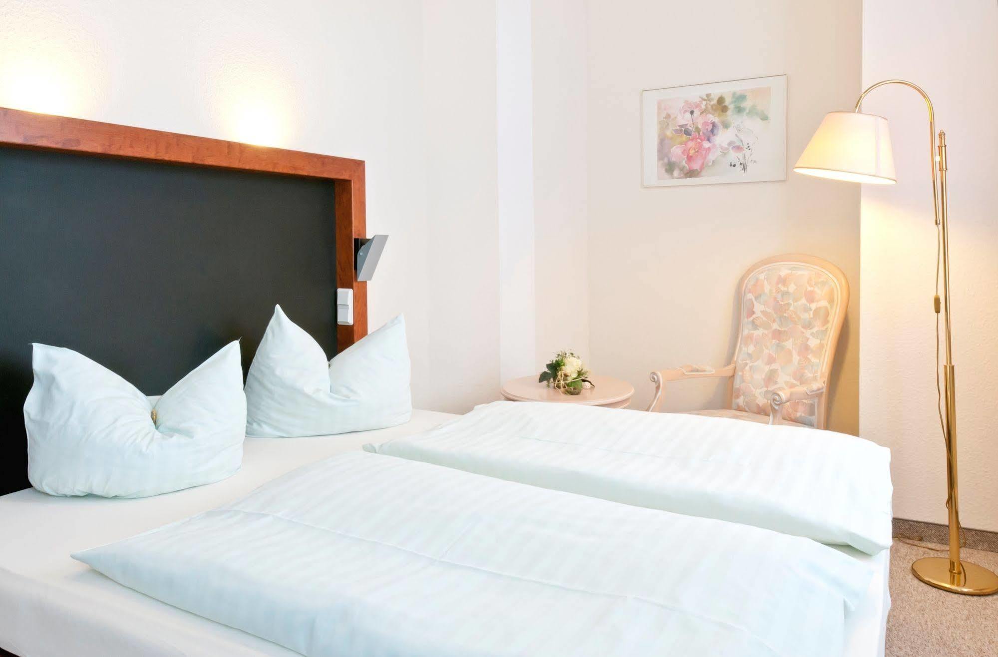 Regiohotel Germania Am Kurpark باد هازبرغ المظهر الخارجي الصورة